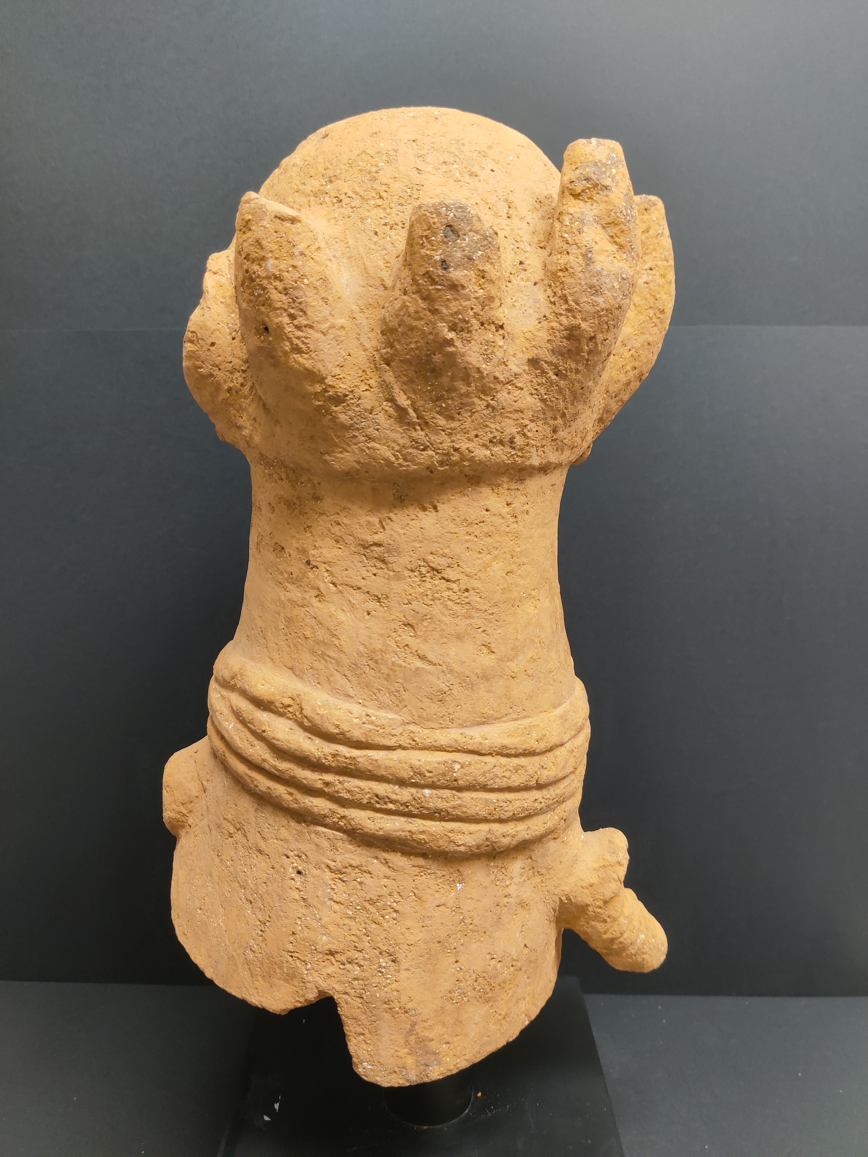 Back of Nok terracotta bust