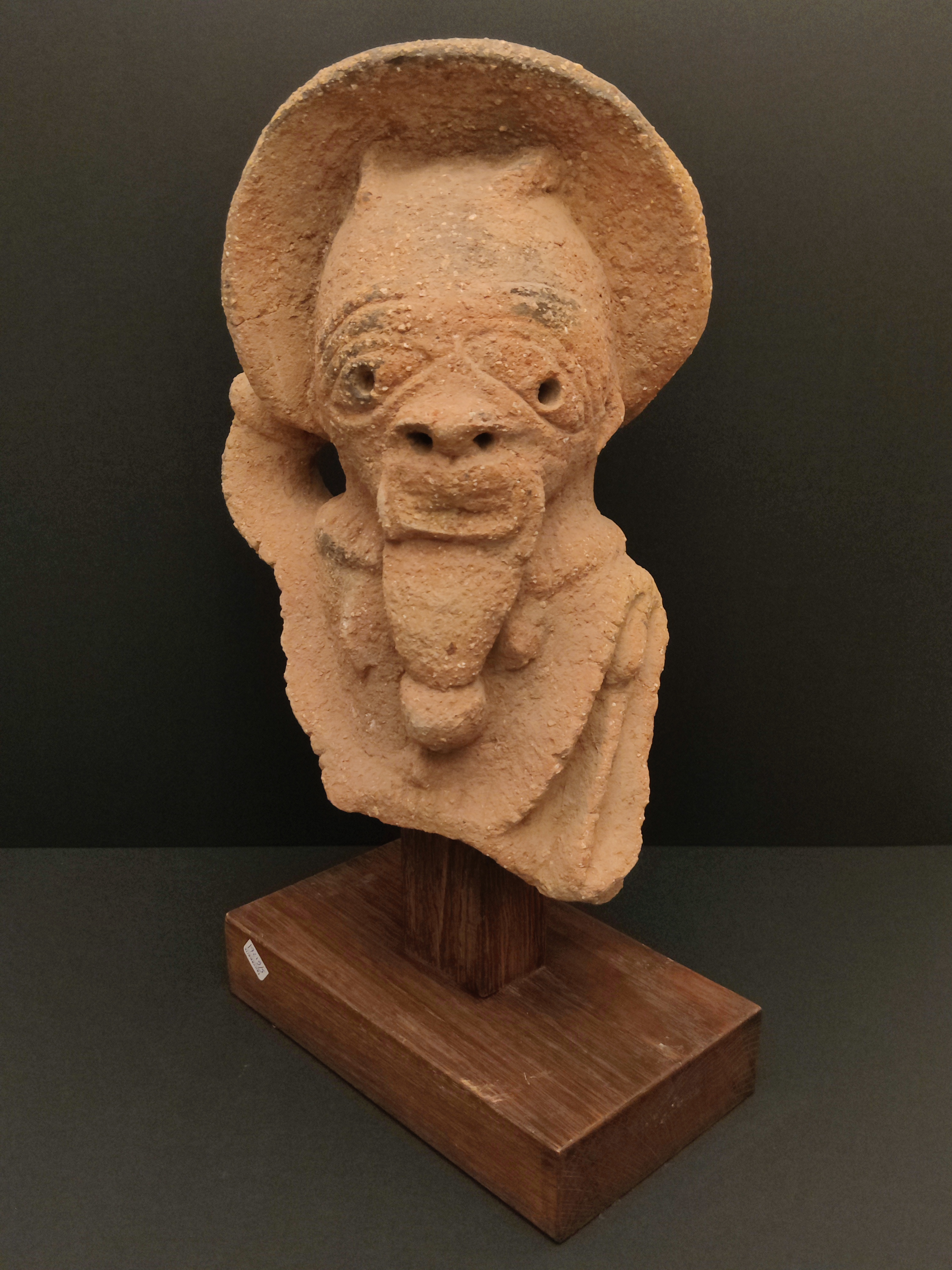 Nok terracotta bust
