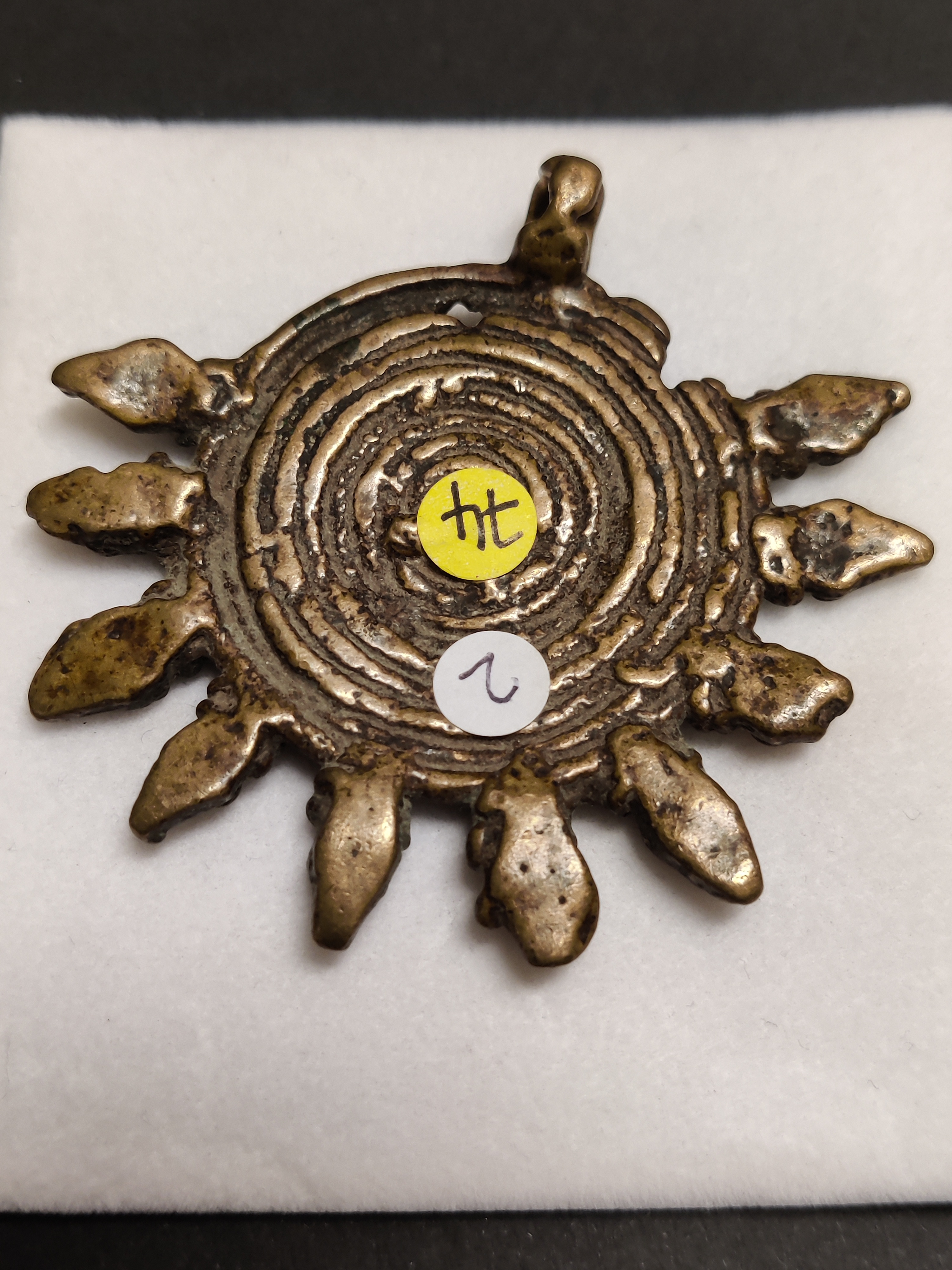 Beautiful akhan bronze with superb patina