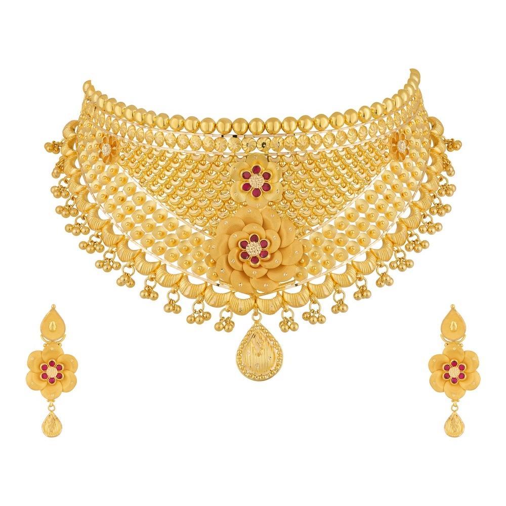 Refined 22 Karat Gold Necklace Set