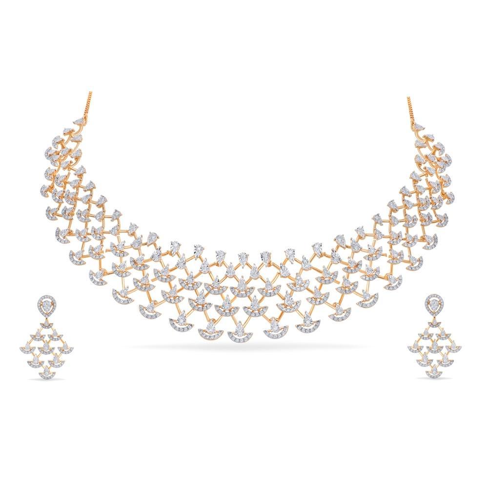 Chic 18 Karat Gold Diamond Necklace Set