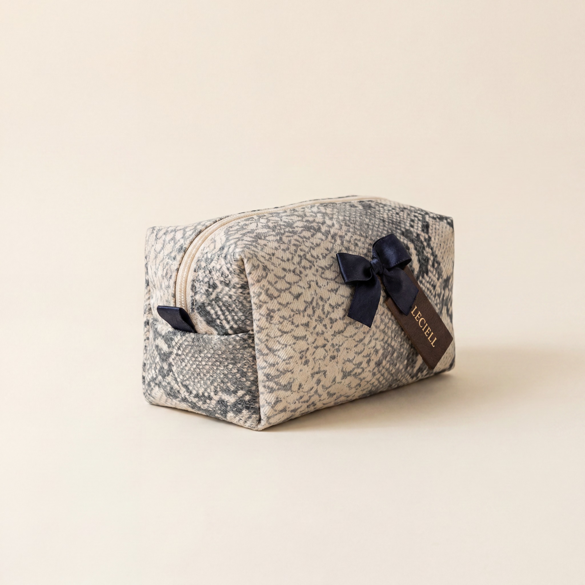 Serpent Pouch