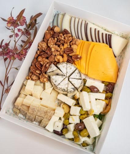 מגש גבינות 23 מגש גבינות 23