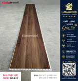 Sàn Chịu Lực Nhựa PVC Galawood SCL612X4M vân gỗ đậm cận cảnh góc nghiêng