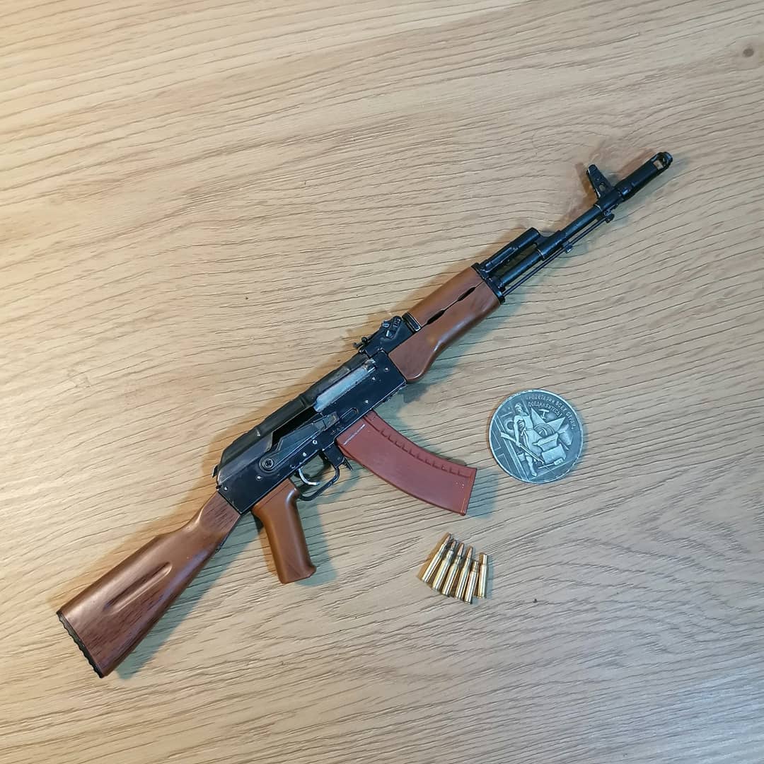 AK47