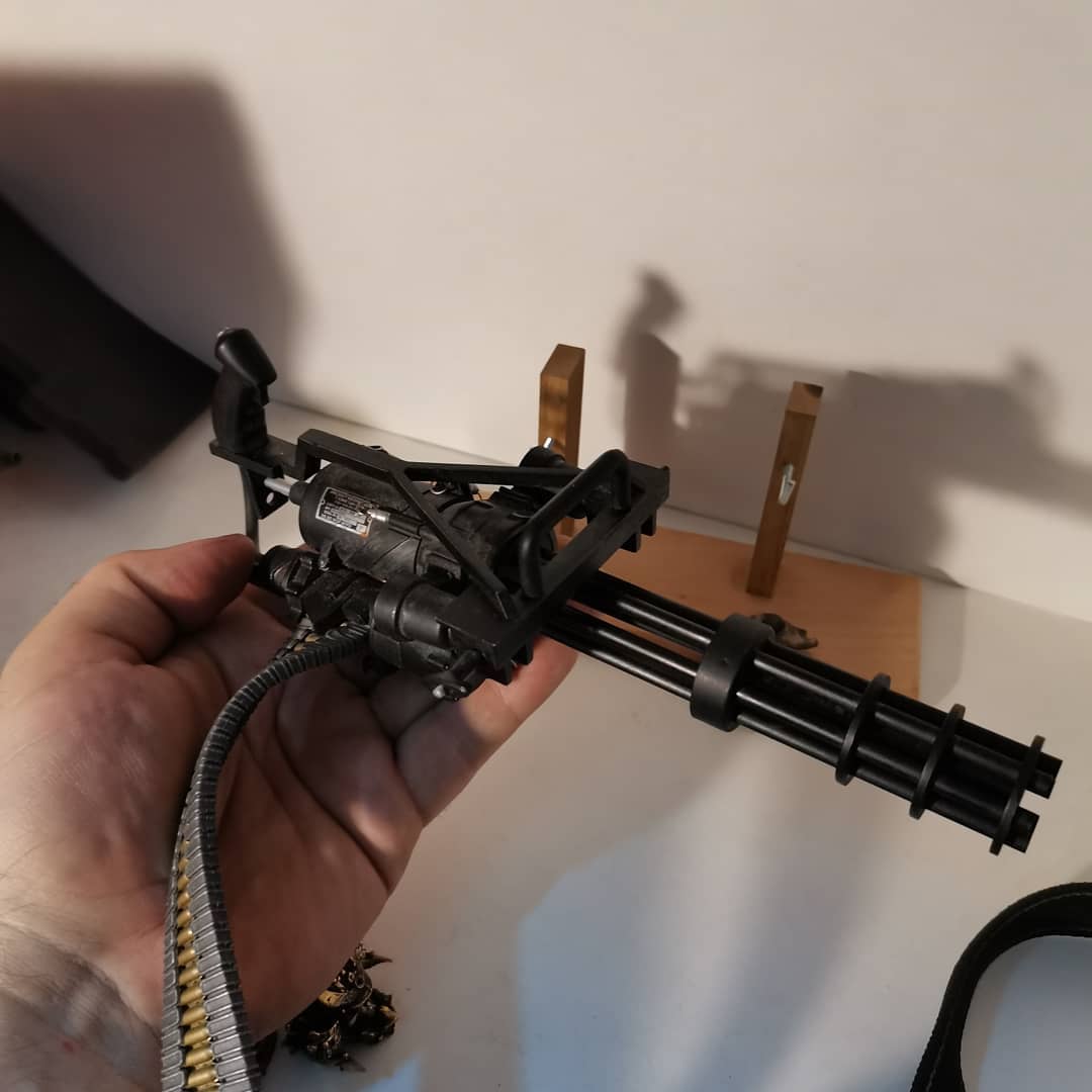rapid-fire machine gun.