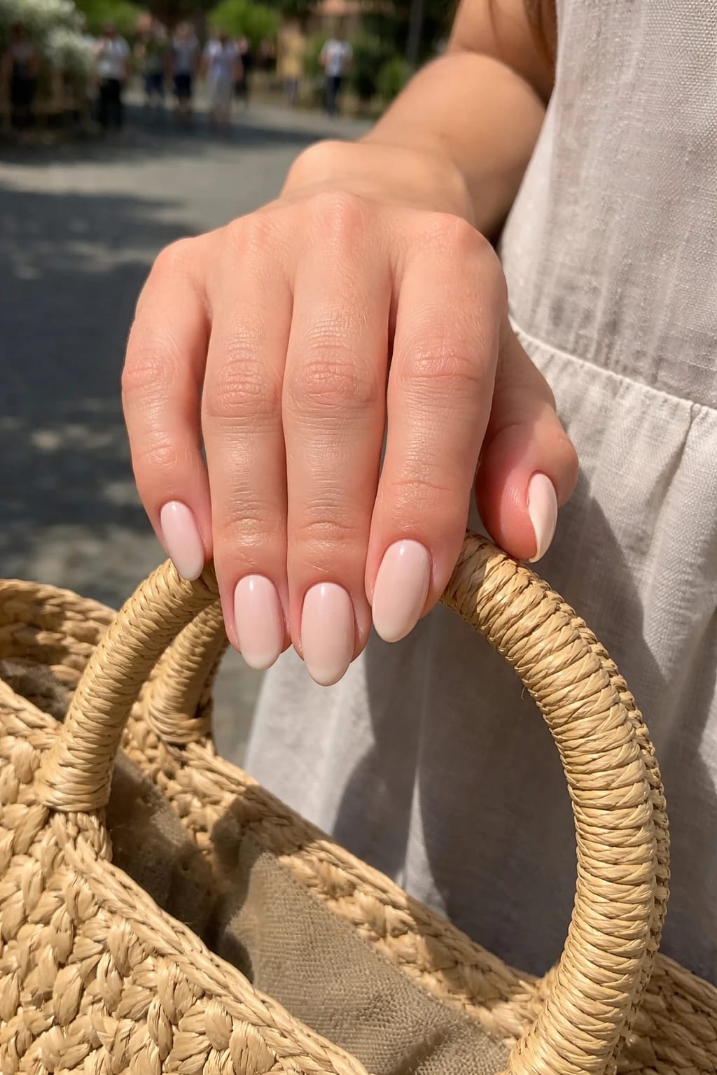 Short Nude Almonds That Go With Every Summer Outfit