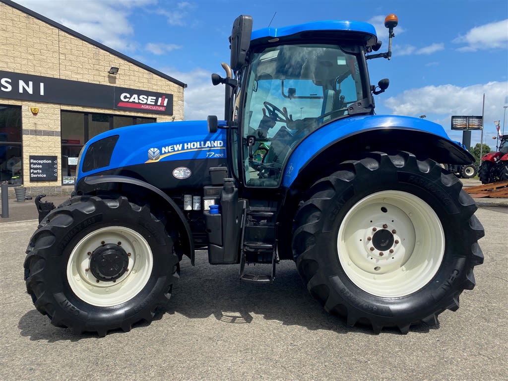 2015 New Holland T7.200