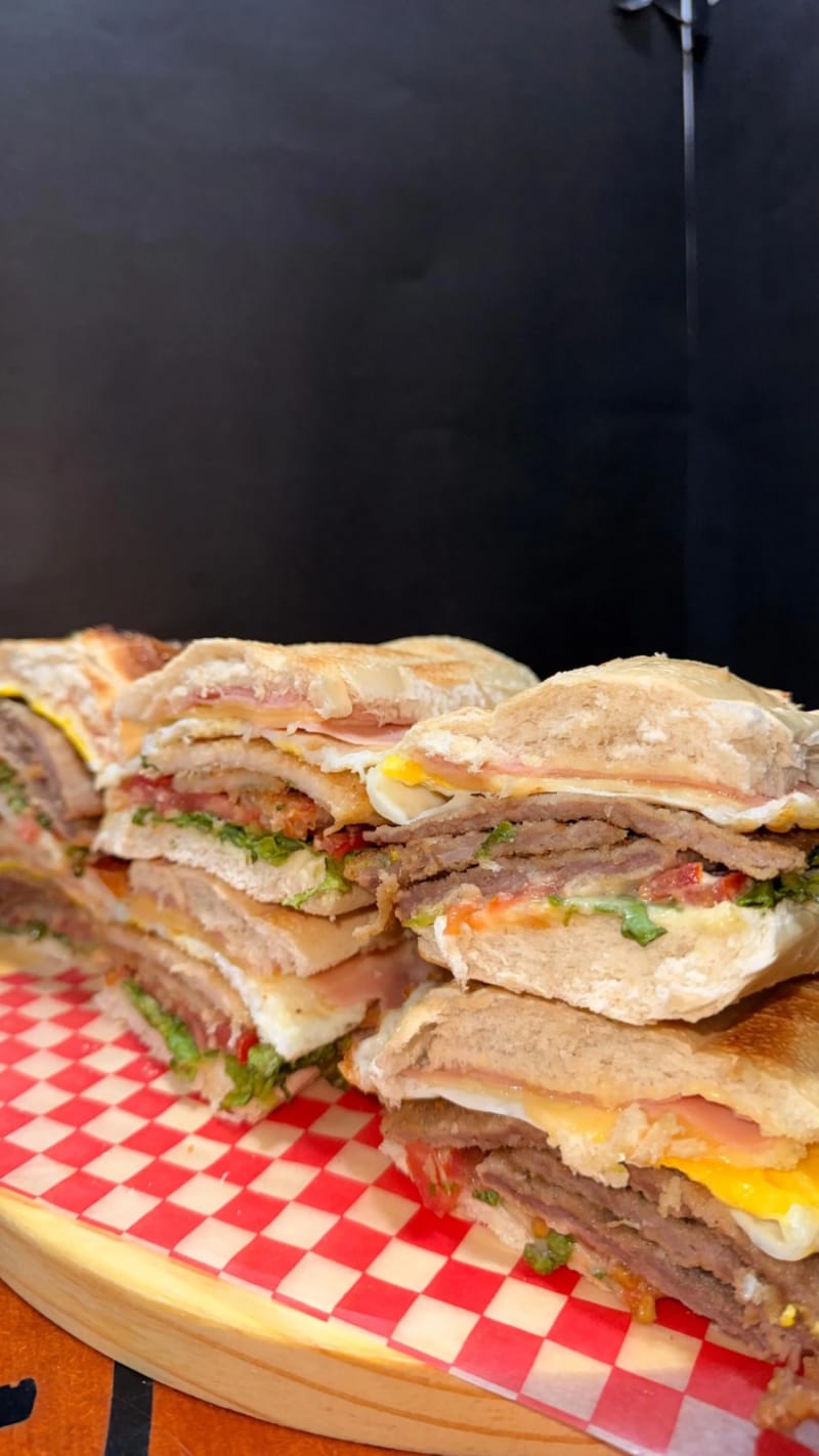 Sandwich Super Loky