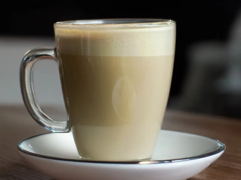 LATTE CON DOBLE SHOT DE CAFÉ
