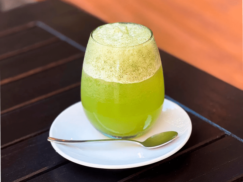 LIMONADA DE MENTA Y JENGIBRE
