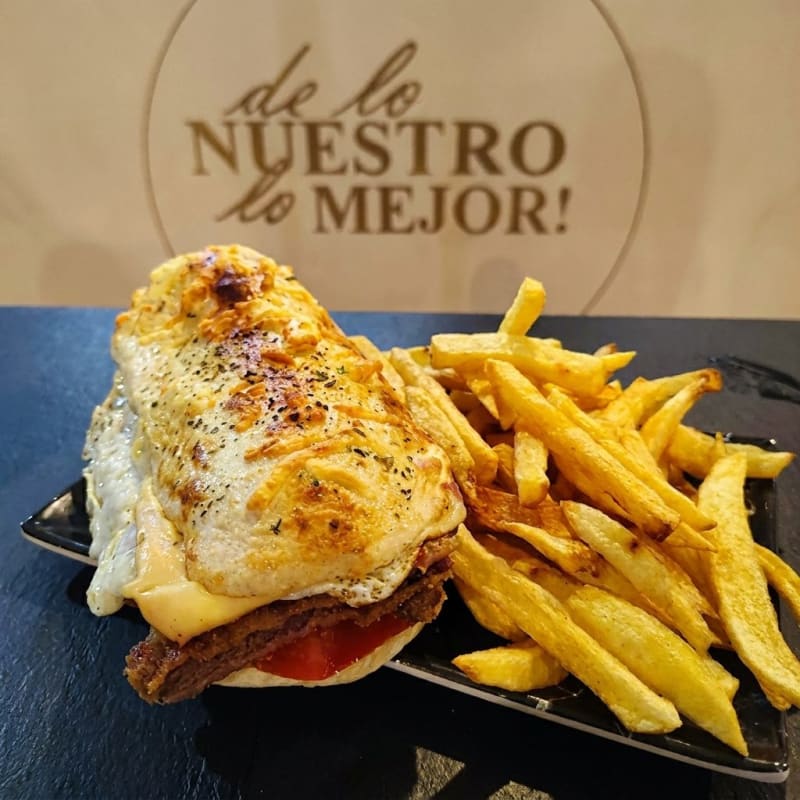 Sándwich de Milanesa Completo