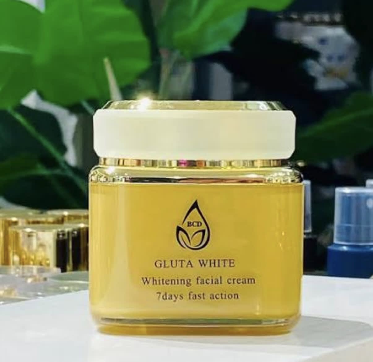 Gluta White Whitening Facial Cream