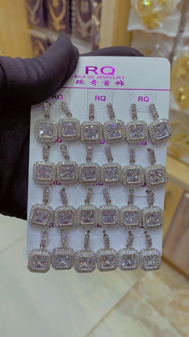 Bella Royale Earrings