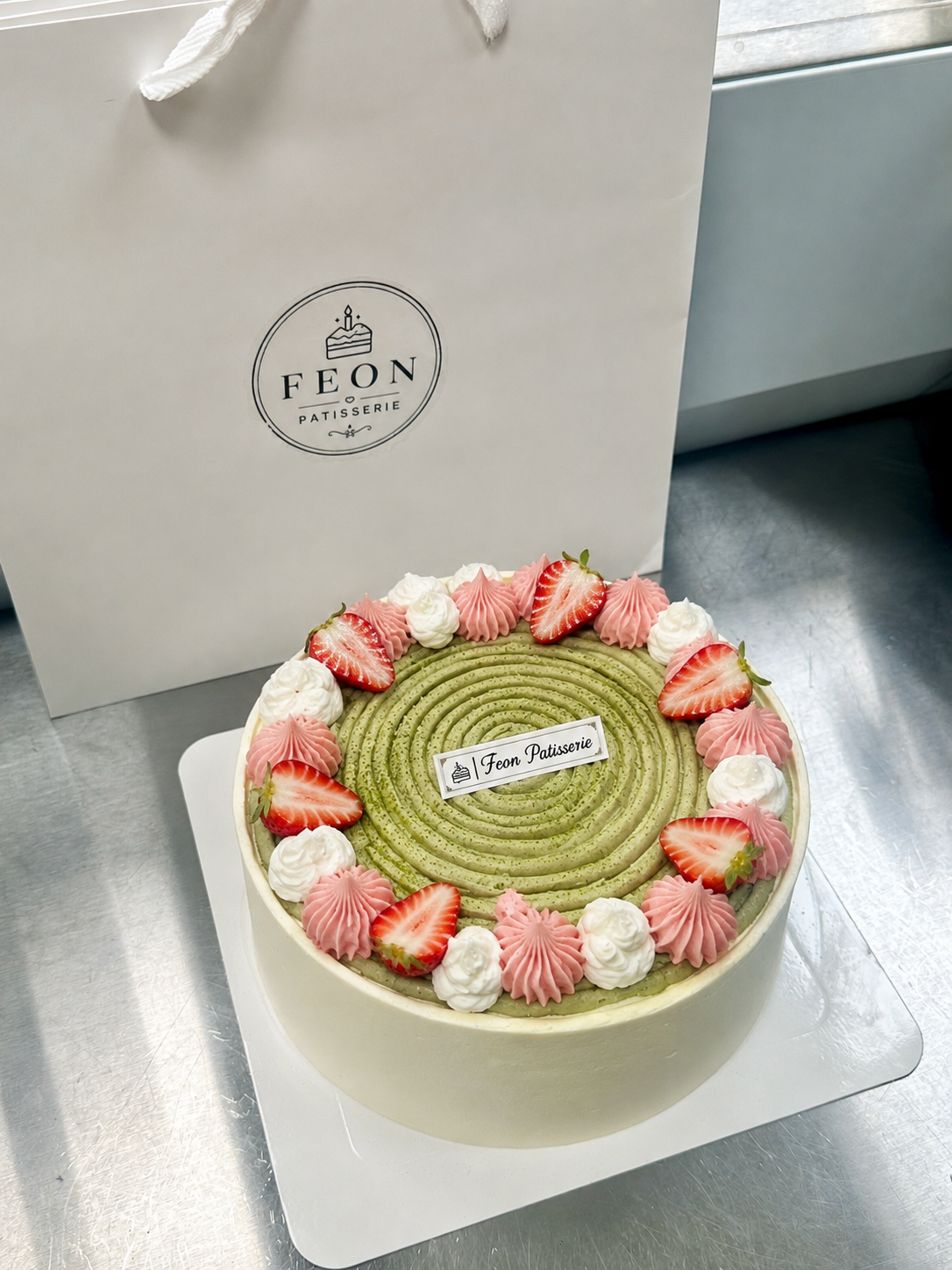 Strawberry Matcha Mille Crêpe 2