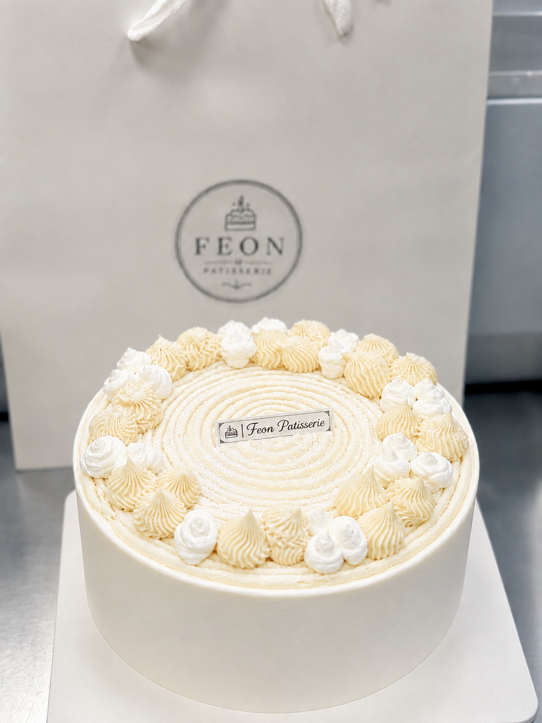 Signature Vanilla Mille Crêpe 2