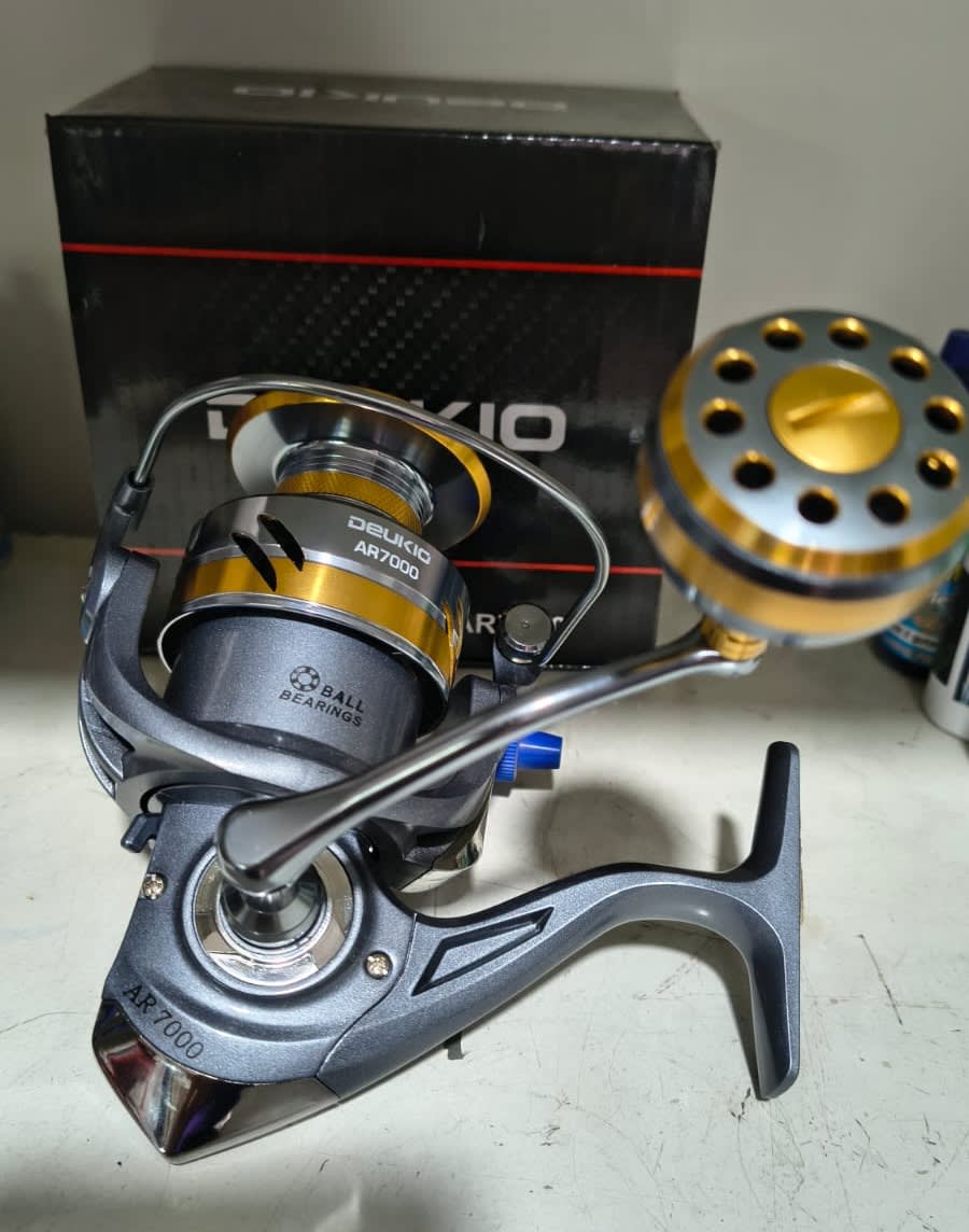Carrete para Pesca Marca Deukio AR-7000 para Agua Dulce y Salada., foto 1 de 3