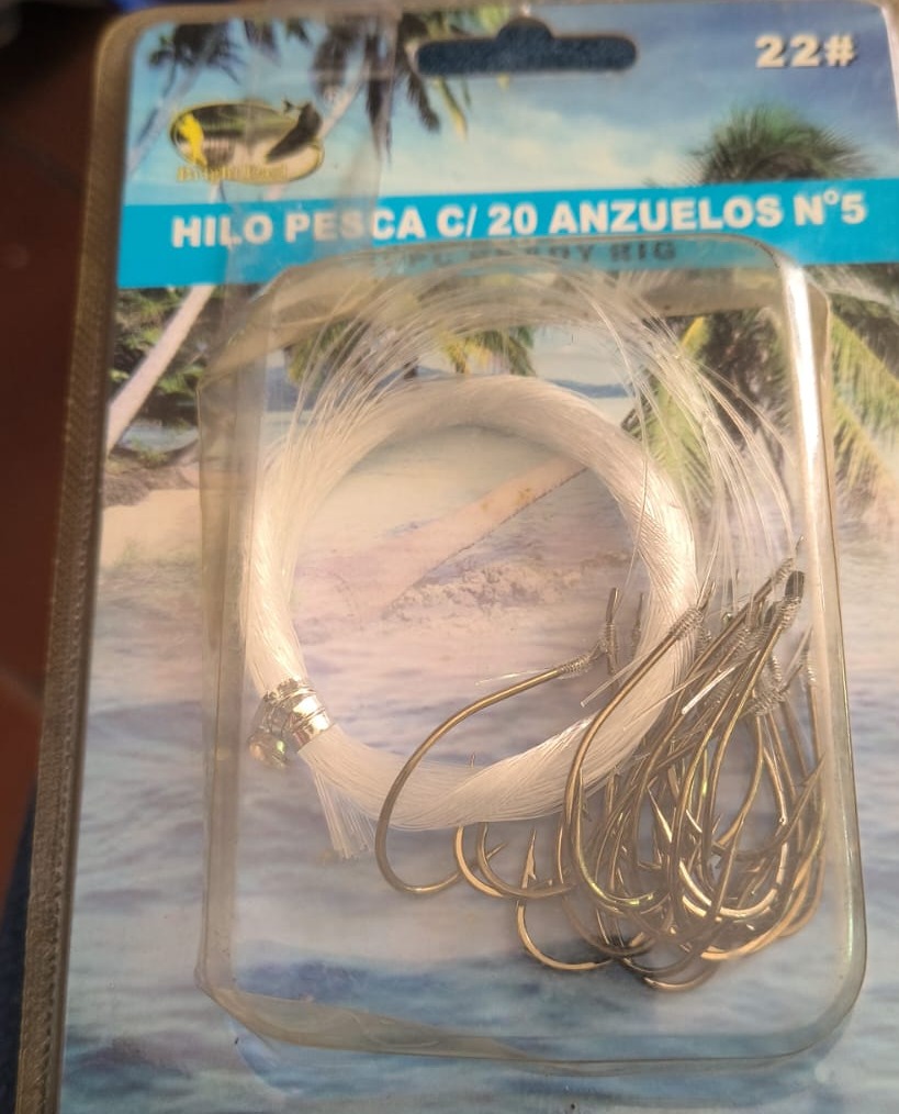 PAQUETE DE LINEA DE PESCA CON ANZUELOS X 20 UNIDADES