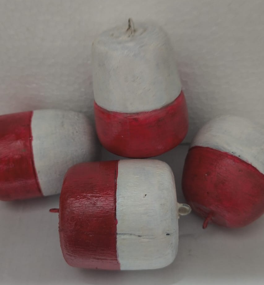 FLOTADORES DE MADERA BLANCO CON ROJO MEDIANO