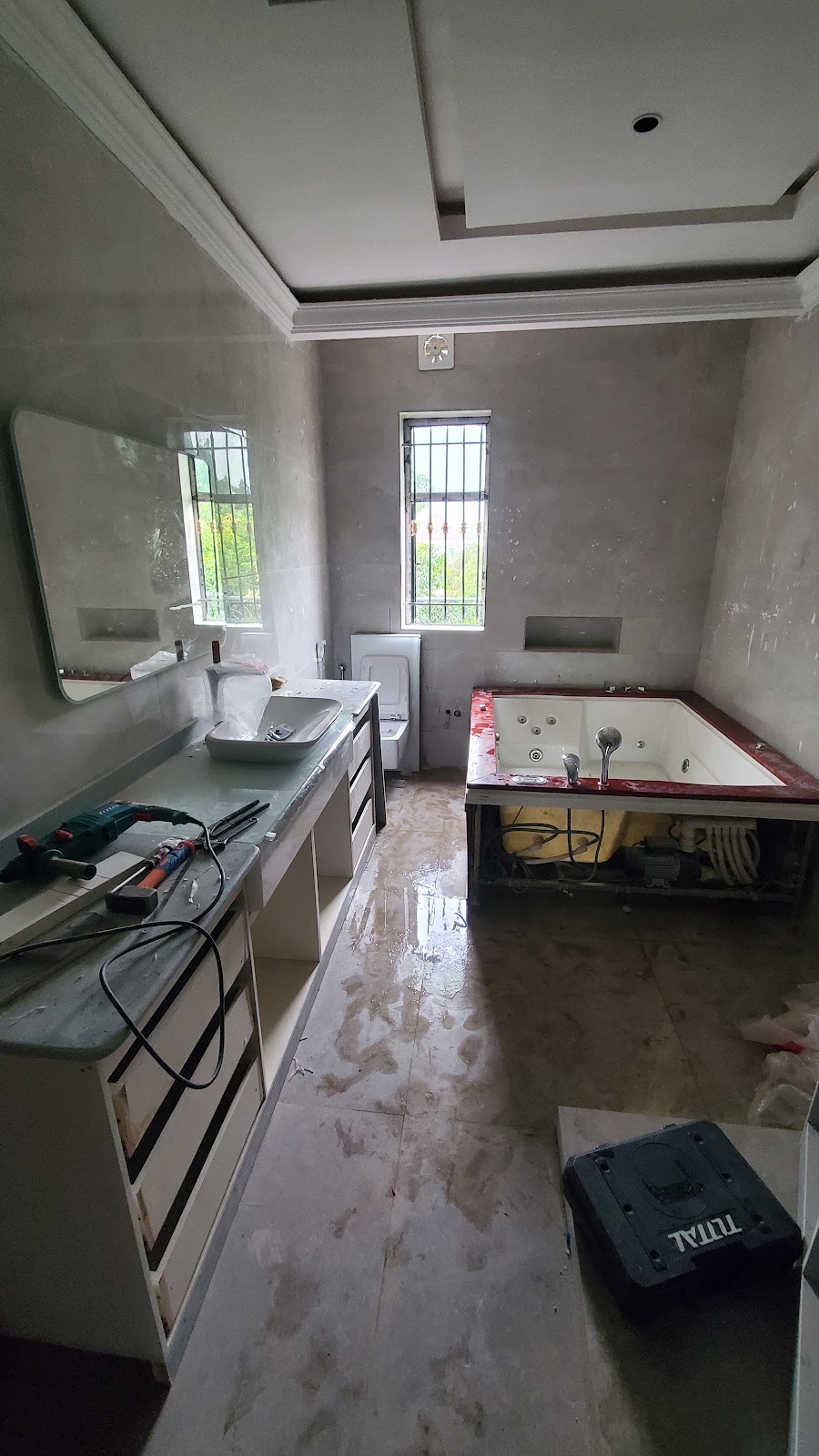 Deco mechanical plumbing