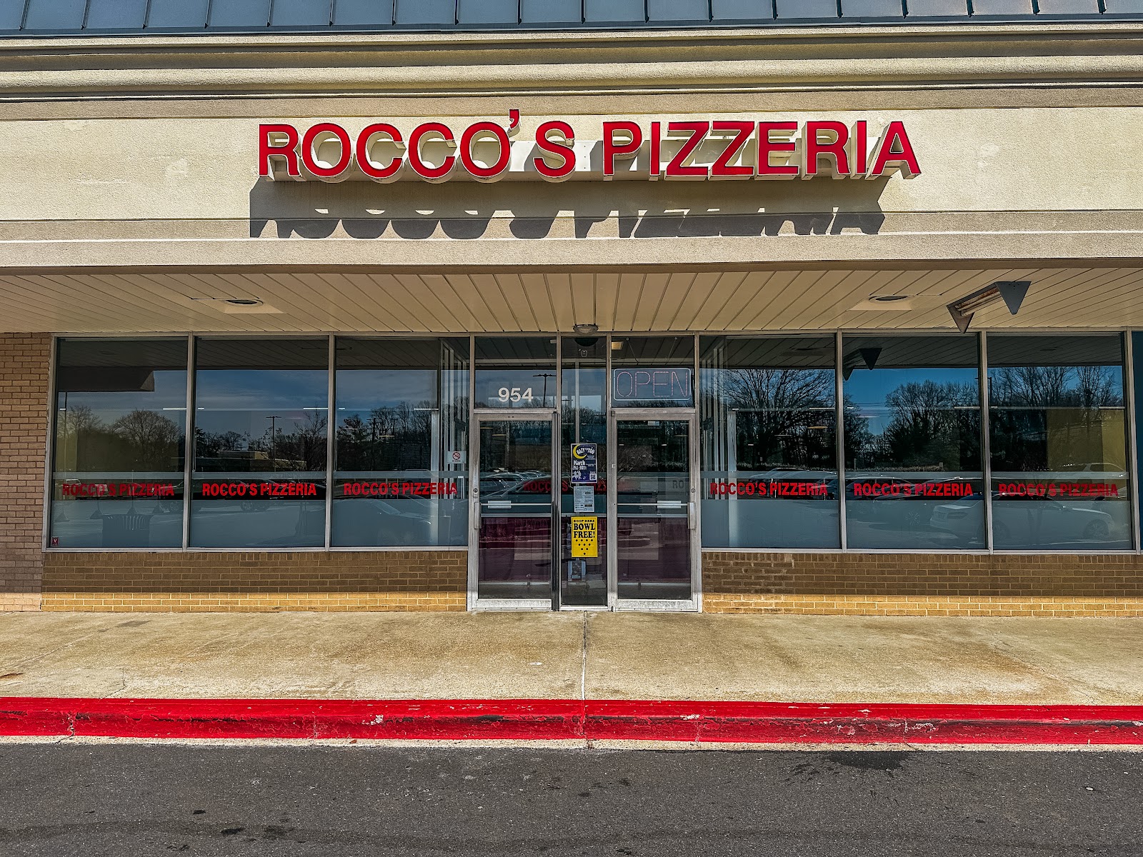 Rocco's Pizzeria gallery 5