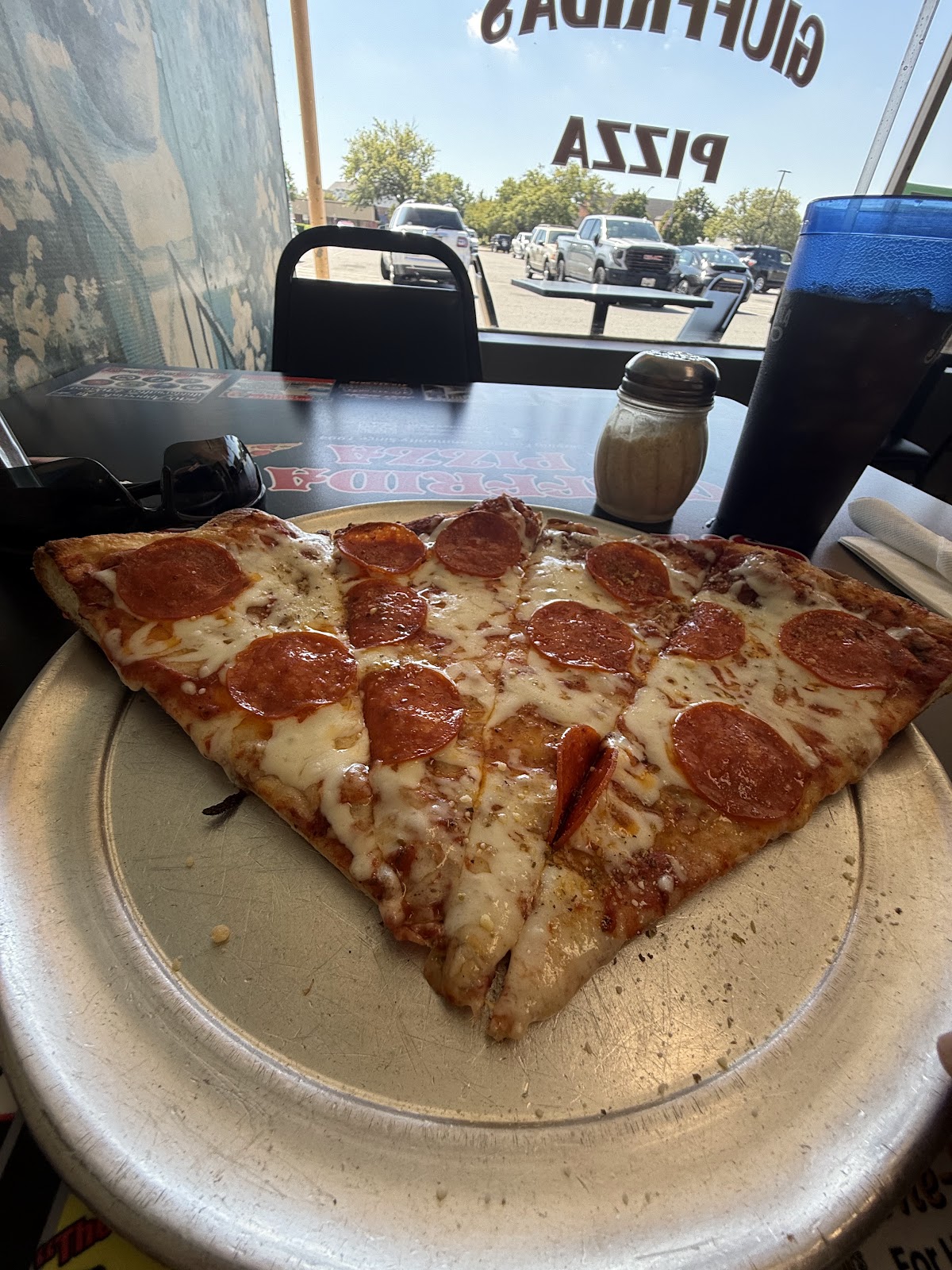 Giuffrida's Pizza gallery 2