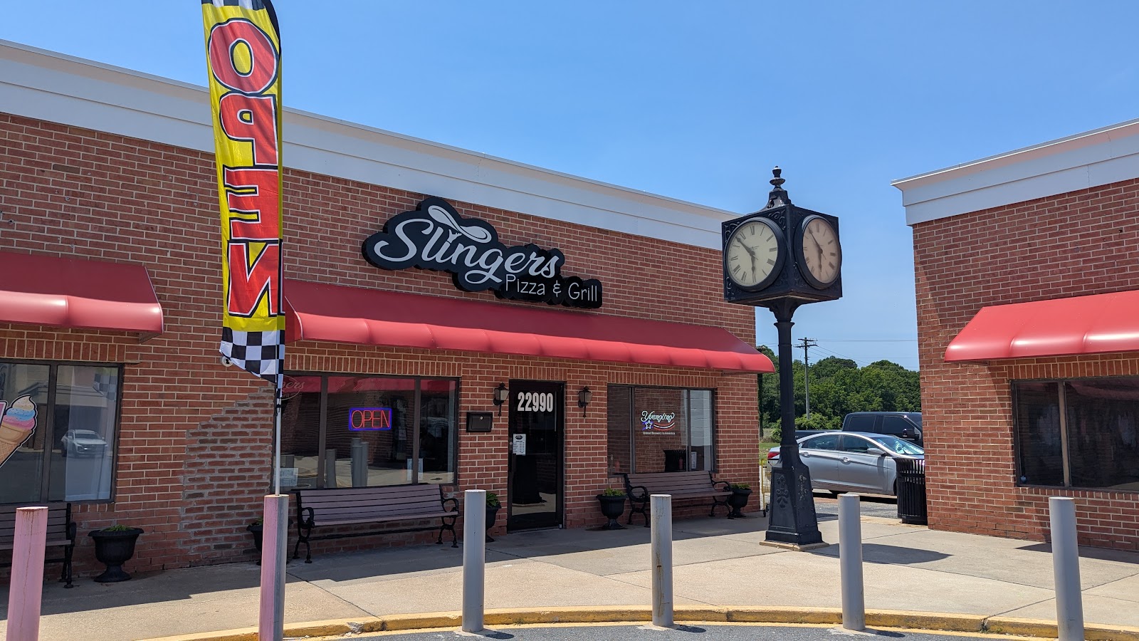 Slingers Pizza & Grill gallery 1