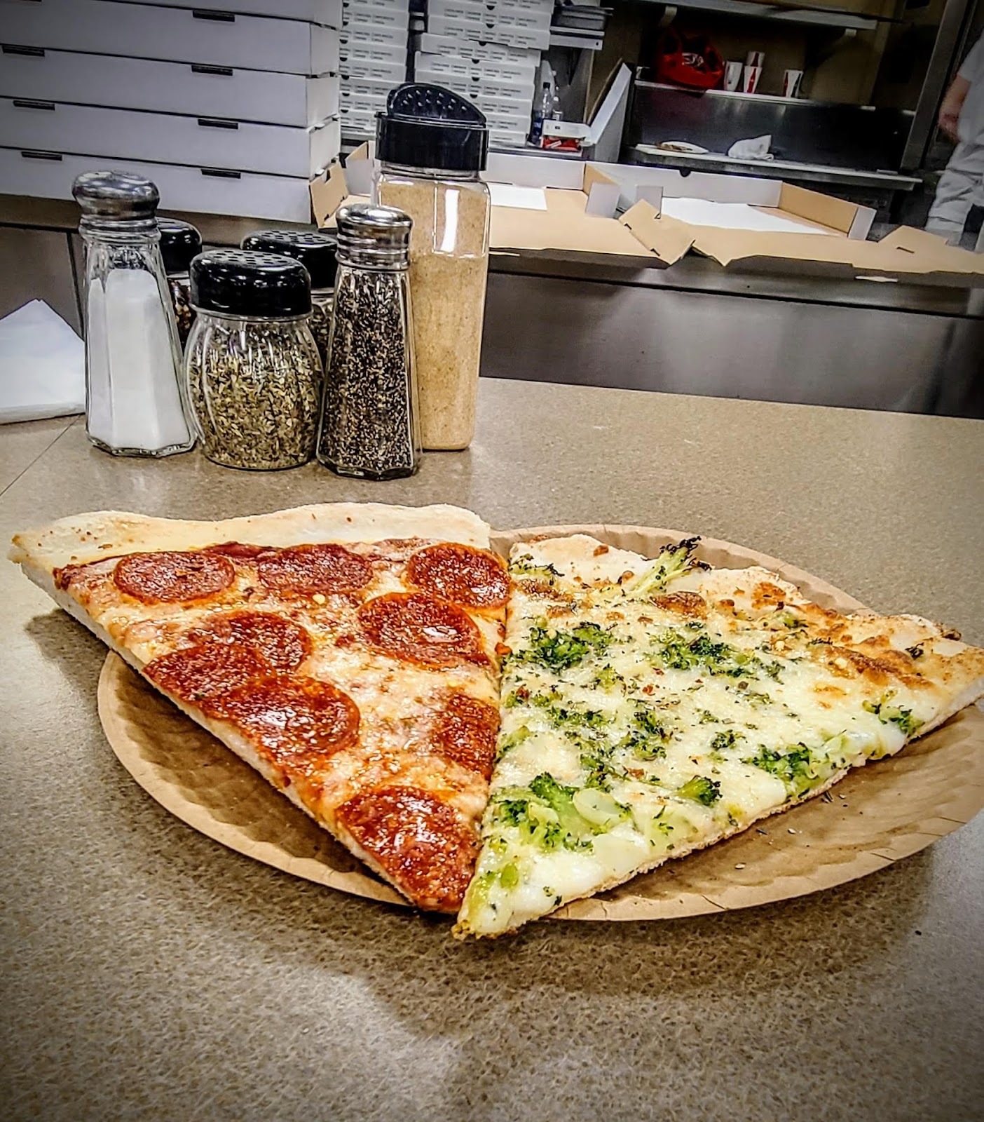 Sam's Pizza Palace gallery 2