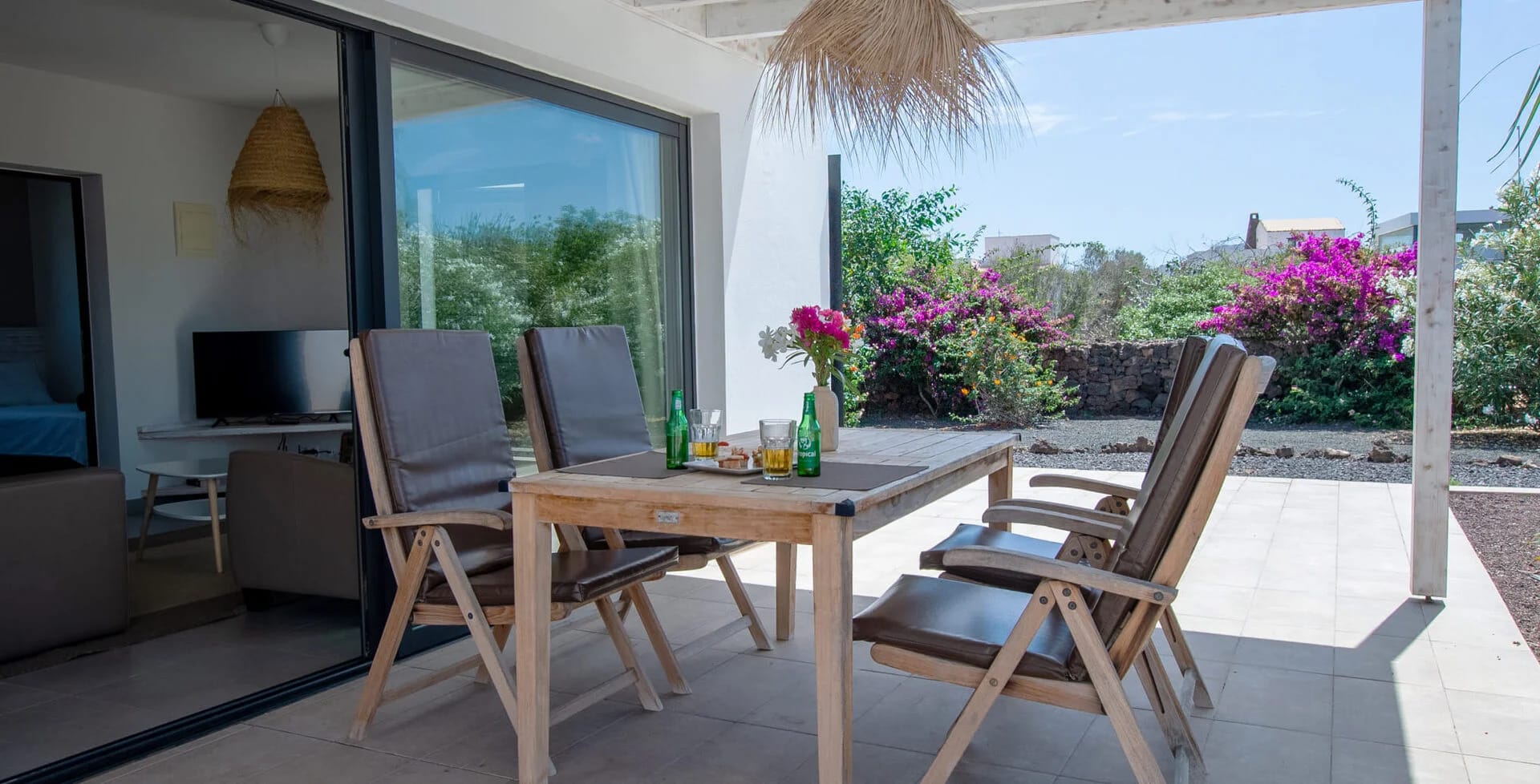 Villa Alegre 30 B - Interior/Exterior View of Luxury Villa in Fuerteventura - Image 1