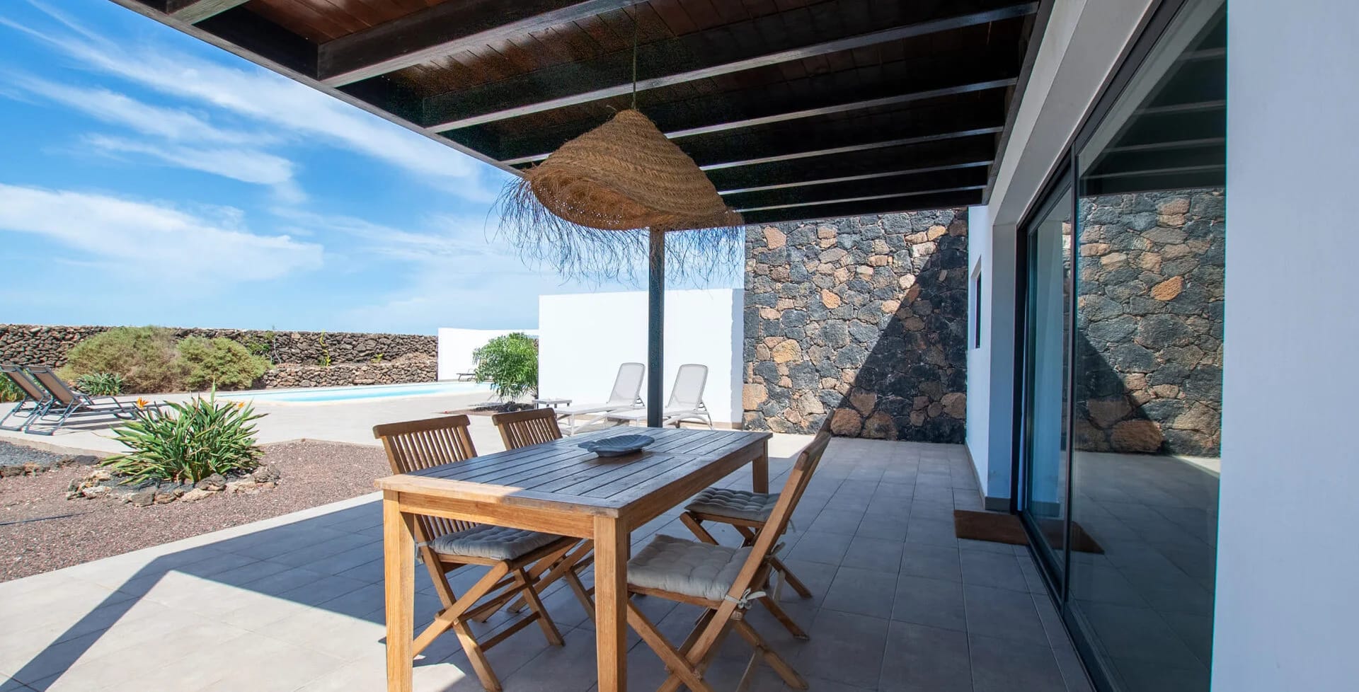 Villa Makai 34 B - Interior/Exterior View of Luxury Villa in Fuerteventura - Image 1