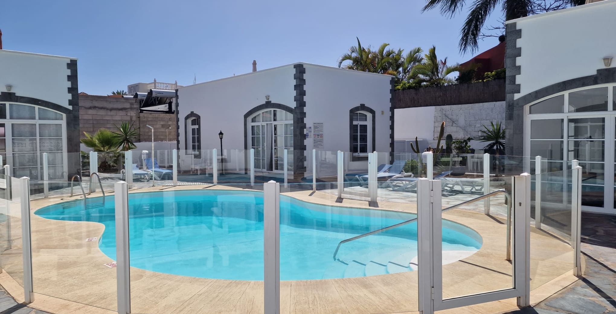 Villa Nora Retreat - Interior/Exterior View of Luxury Villa in Fuerteventura - Image 1