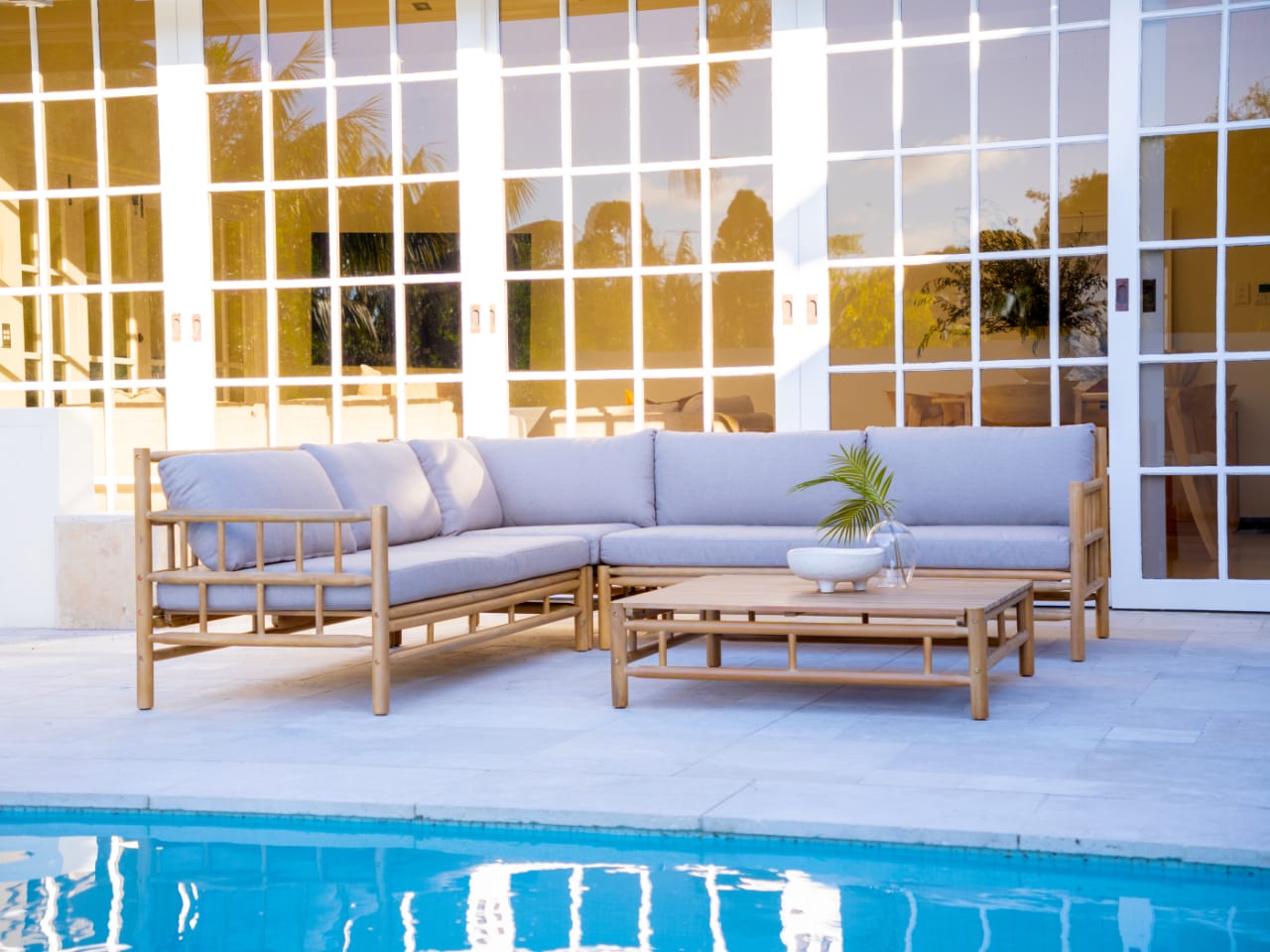 Costa Rica Acacia Outdoor Corner Lounge | Beige