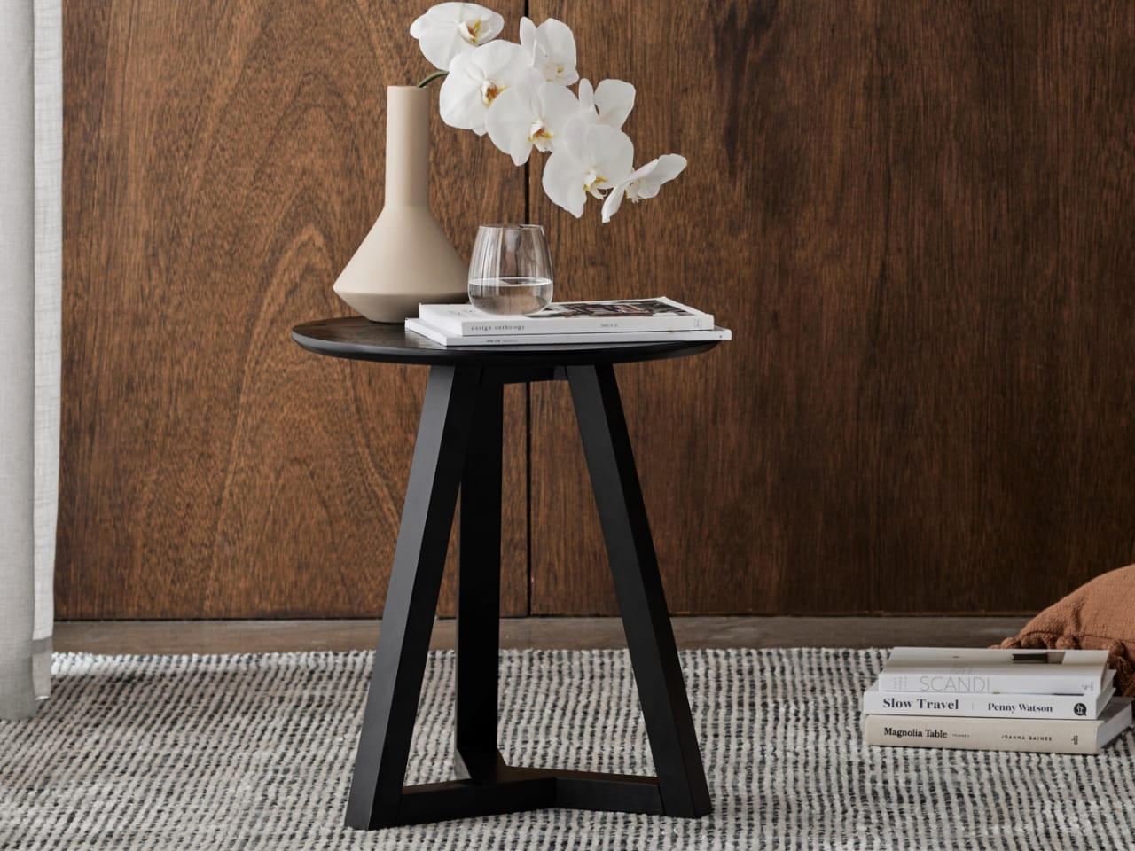 Cannes Round Hardwood Side Table | Black