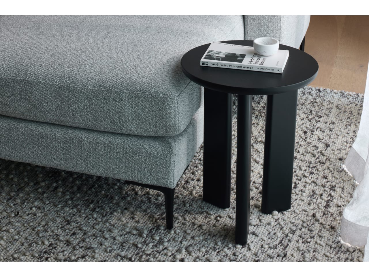 Cove Hardwood Side Table | Black