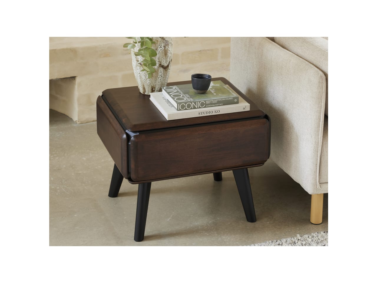Casa Hardwood Side Table | Arabica Walnut