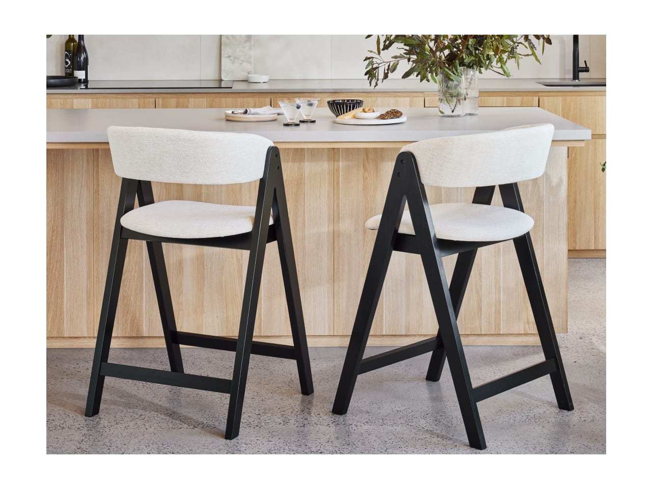Gaudi Hardwood Counter Bar Stool | Black | Beige Fabric