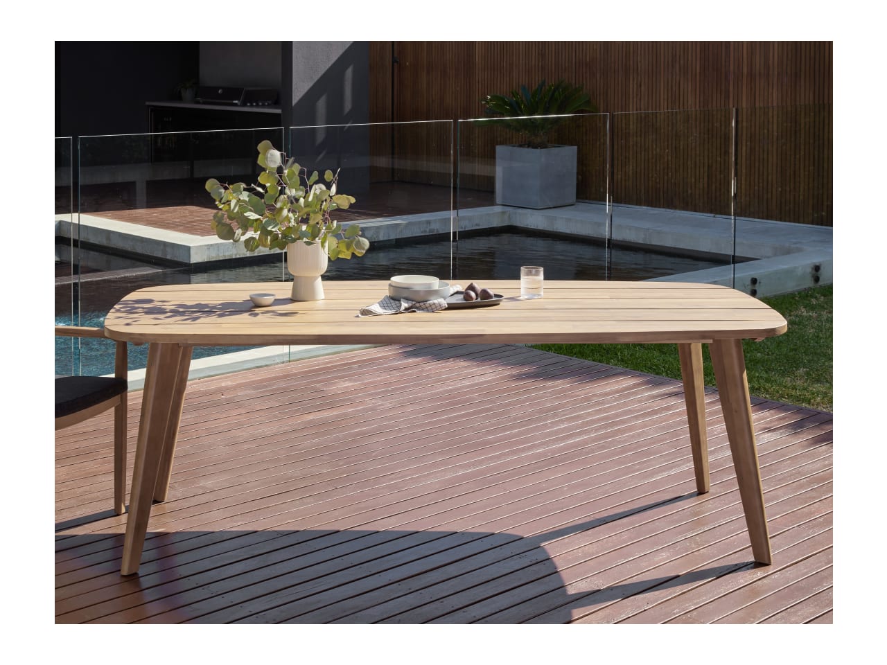 Rixos Acacia Outdoor Dining Table