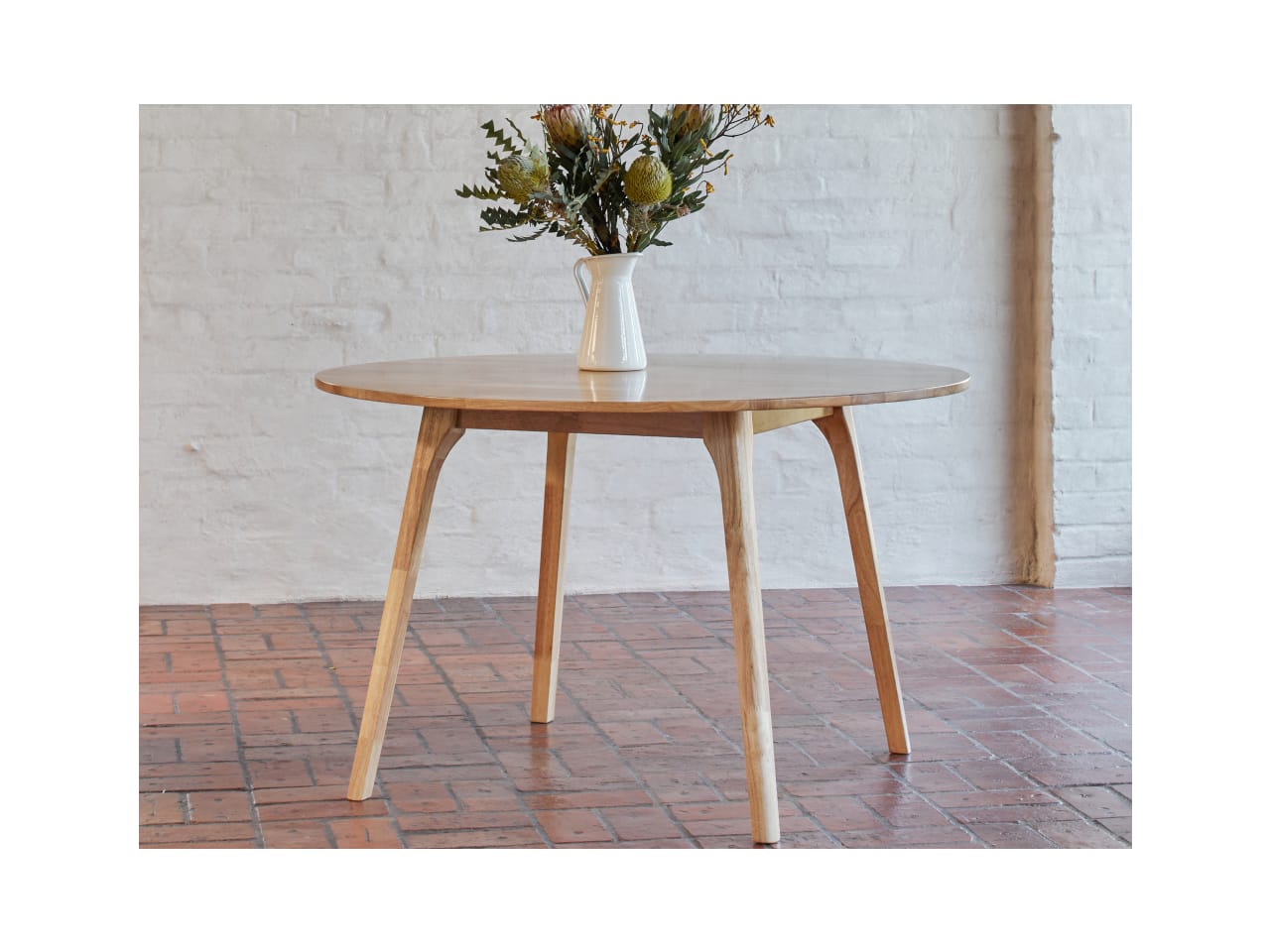 Franki Hardwood Round Dining Table | Natural