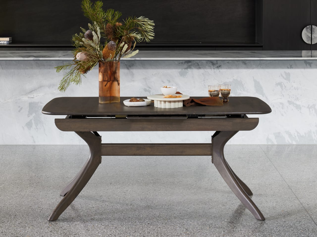 Villa Hardwood Extendable Dining Table | Rectangle | Rustic Walnut