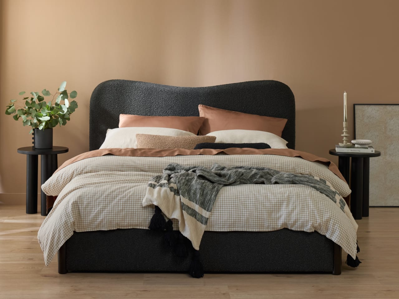 Cove 3PCE Queen Bedroom Suite | Black Boucle Fabric