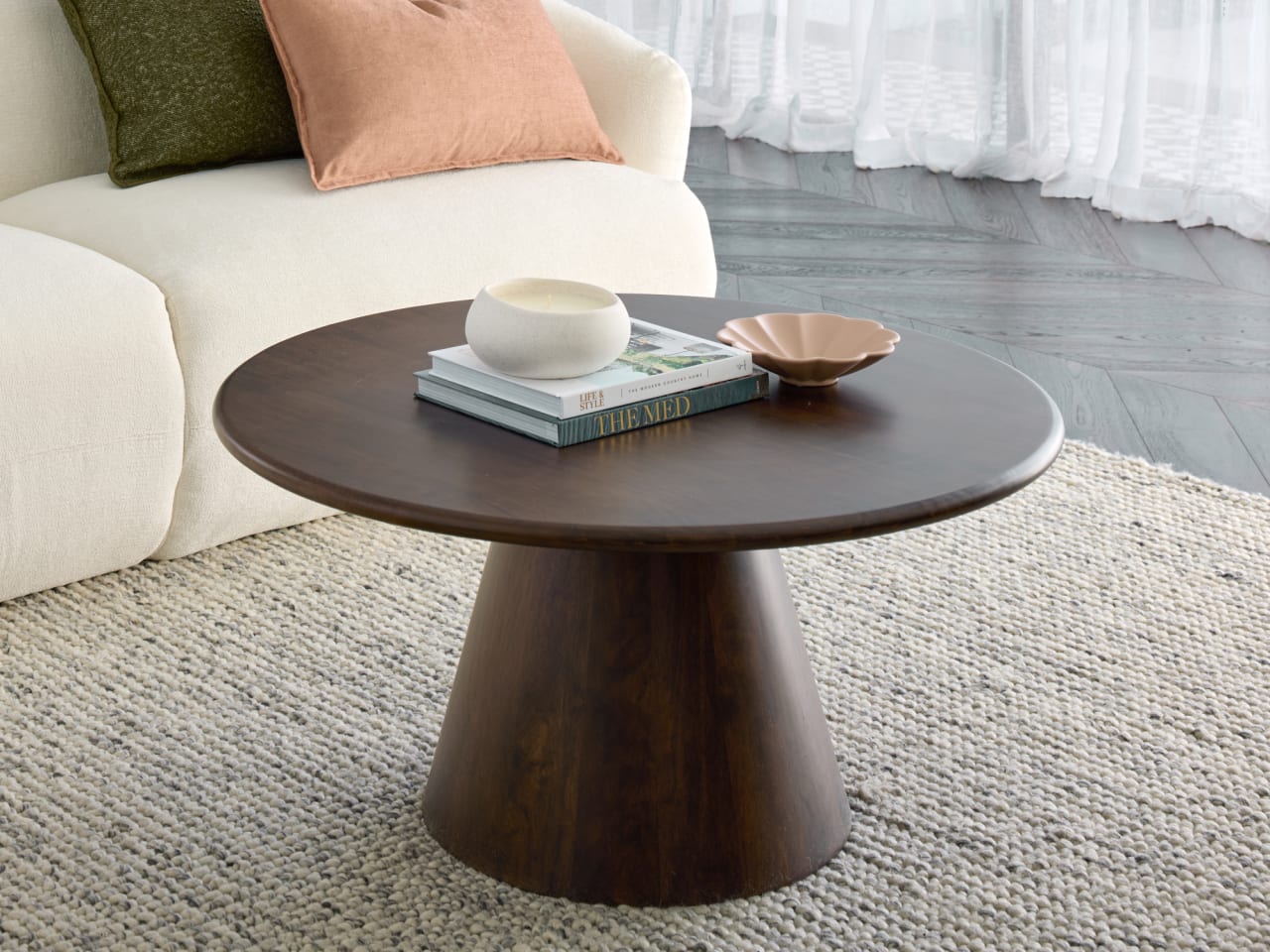 Manor Hardwood Round Coffee Table | Arabica Walnut
