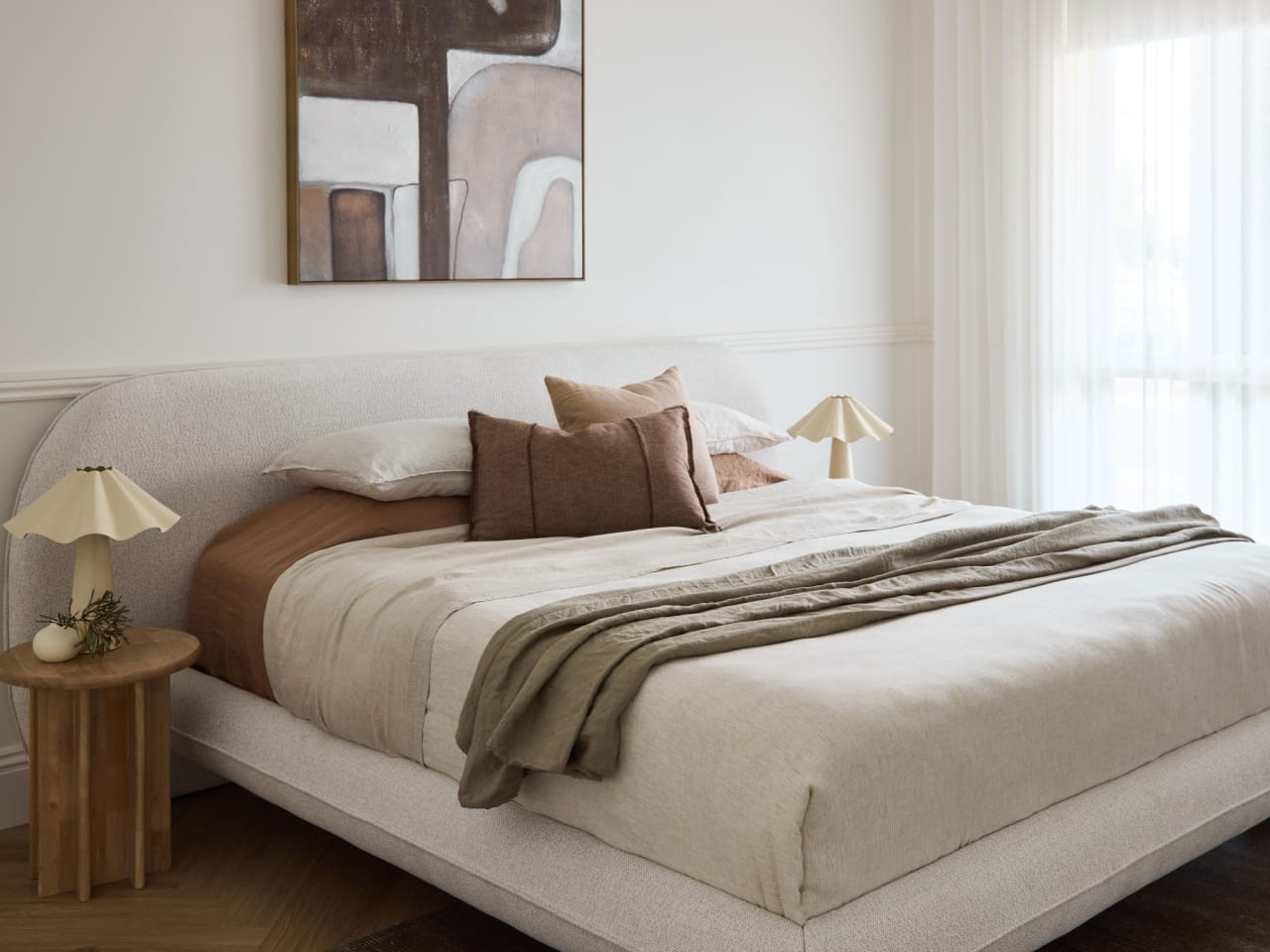 Berlyn 3PCE King Bedroom Suite | Ivory Fabric