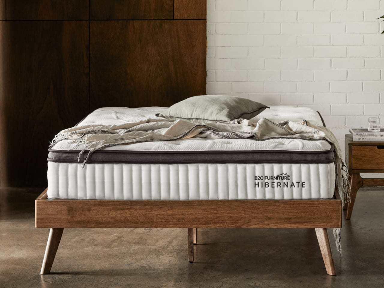Hibernate Queen Size Mattress | Latex | Pocket Springs | Pillow Top | Gel Memory Foam