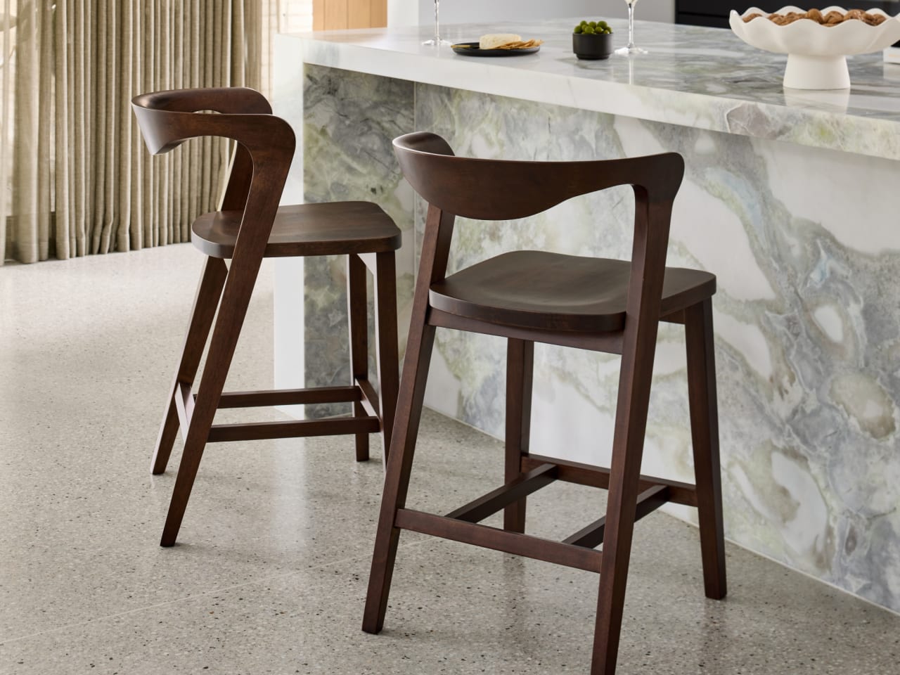 Casa Hardwood Counter Stool | Arabica Walnut