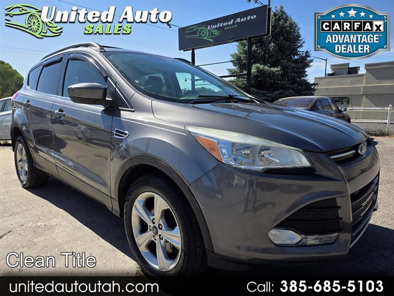 2013 FORD Escape SE