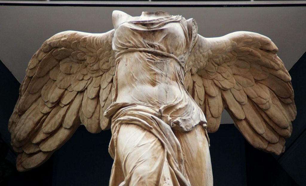 La Victoria no moviendo ni una pluma para no dar validez al chiste.