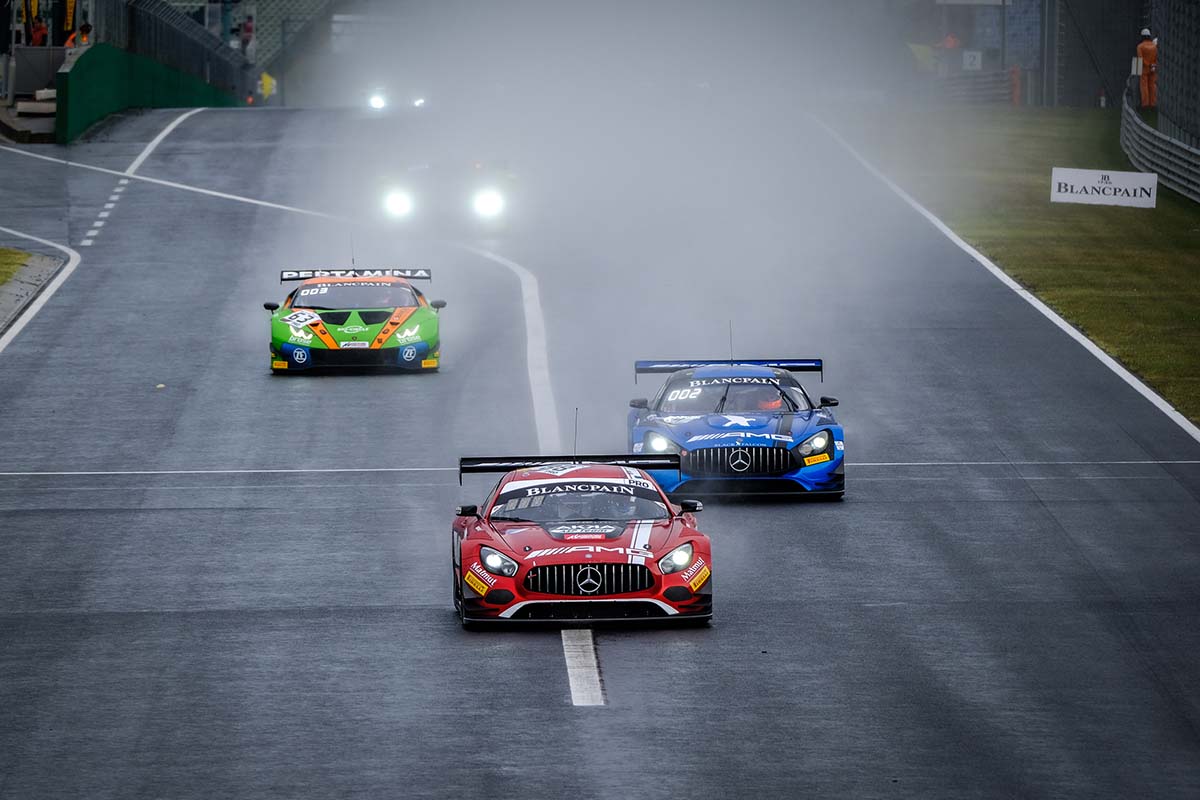 Imagen del artículo: Dios bendiga el simracing