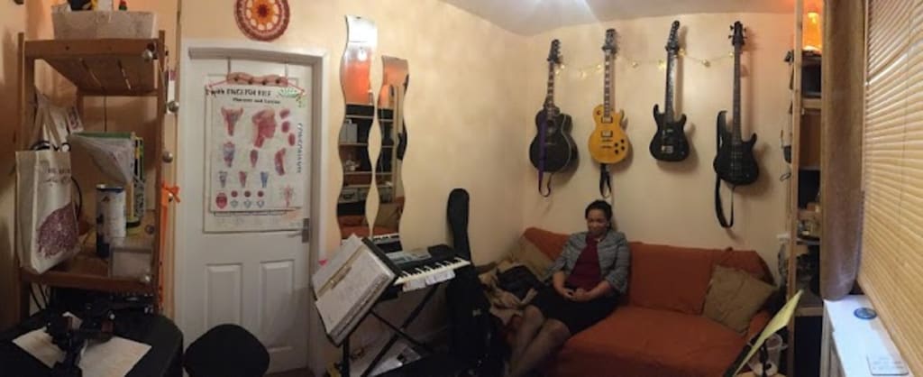Photo of Singin' Hinn