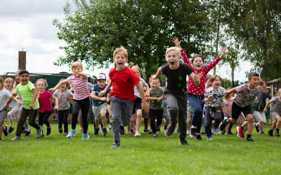 RB Sports Activities Hurst Green