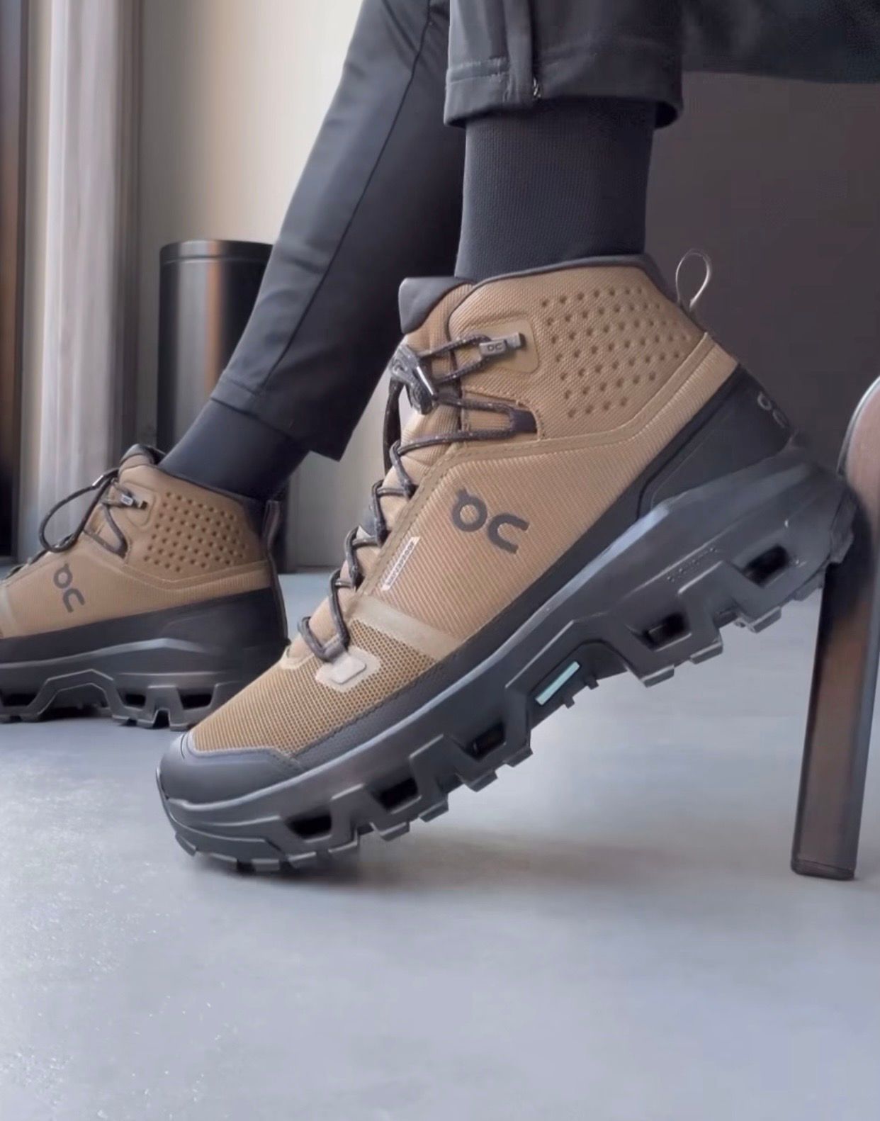 On Running Cloudrock Waterproof